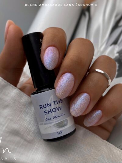 ARTY NAILS RUN THE SHOW 113